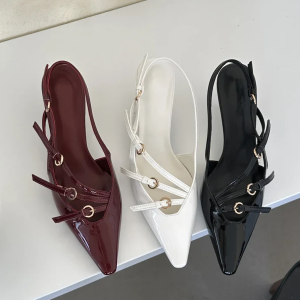 Elevate Your Look with Practical Women’s Shoes