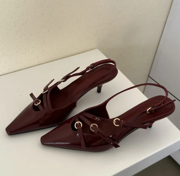 Elevate Your Look with Practical Women’s Shoes