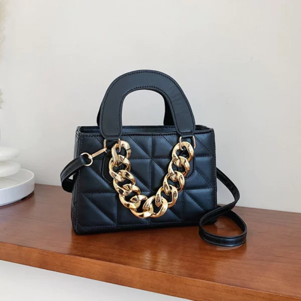 Women’s Shoulder Bags Express Your Unique Style